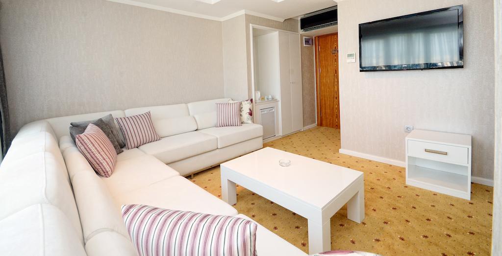 Nk Hotel İzmir Szoba fotó